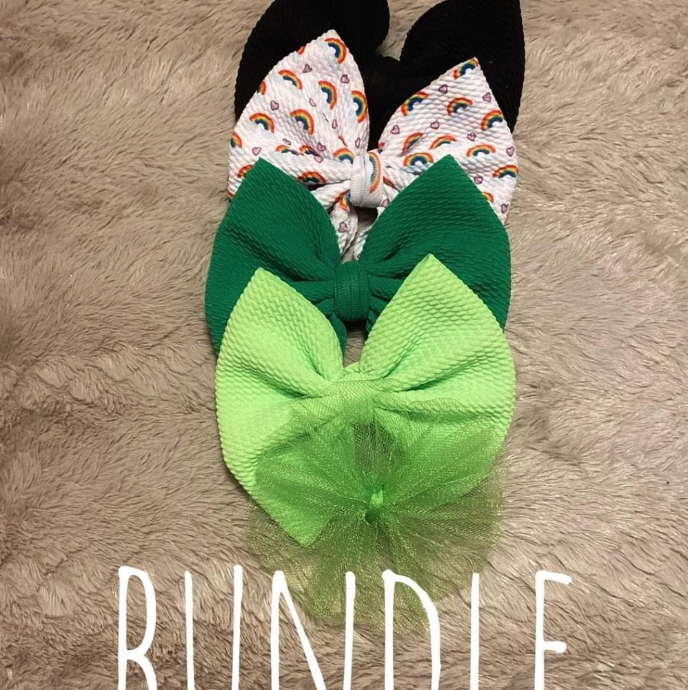 Bows by Magnolias & Dragonflies on FB/Etsy